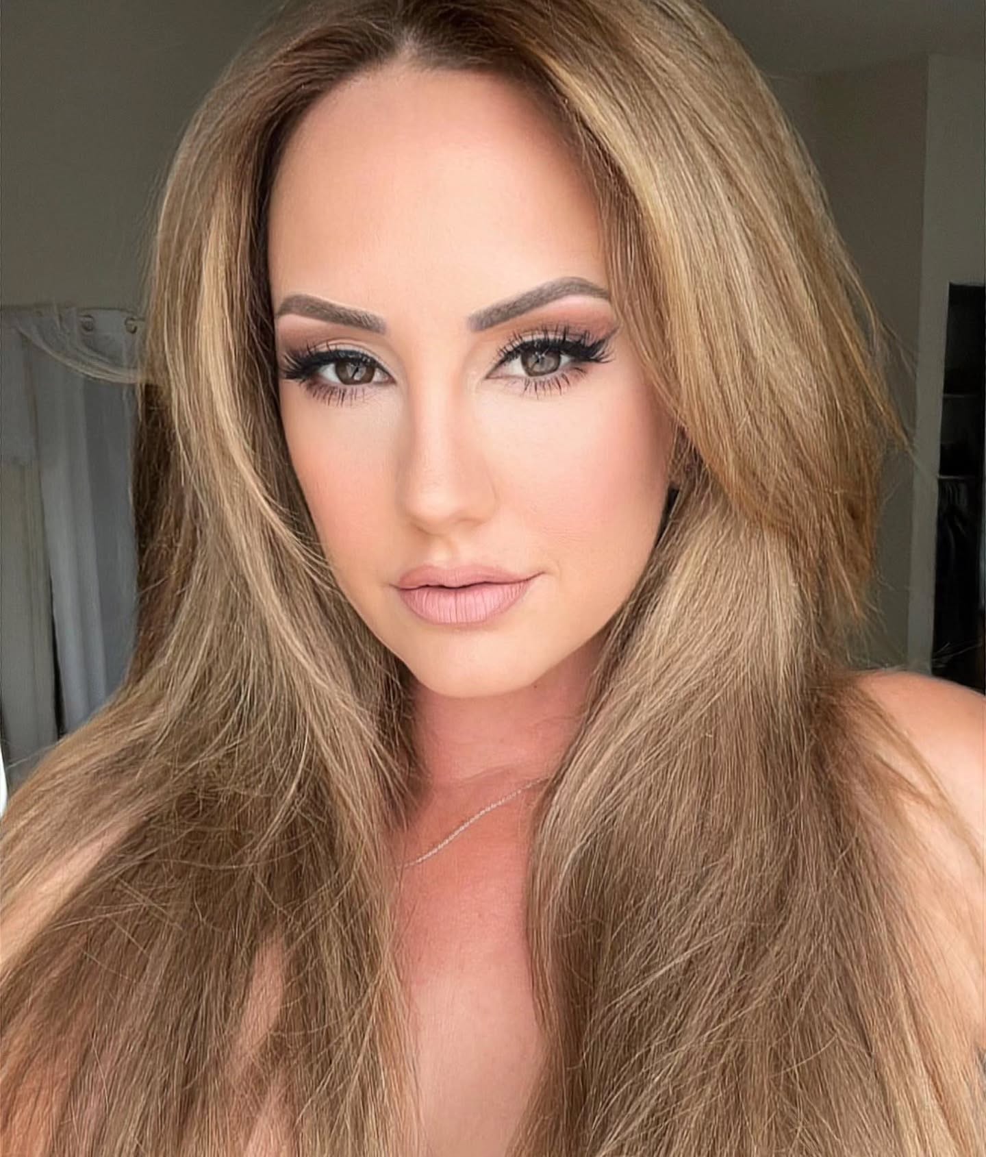 Who Is Brett Rossi? Age Career, Net Worth & Personal Life Revealed